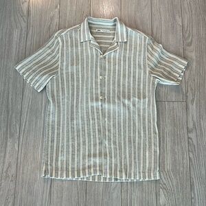 Zara Men’s Short Sleeve Button Down